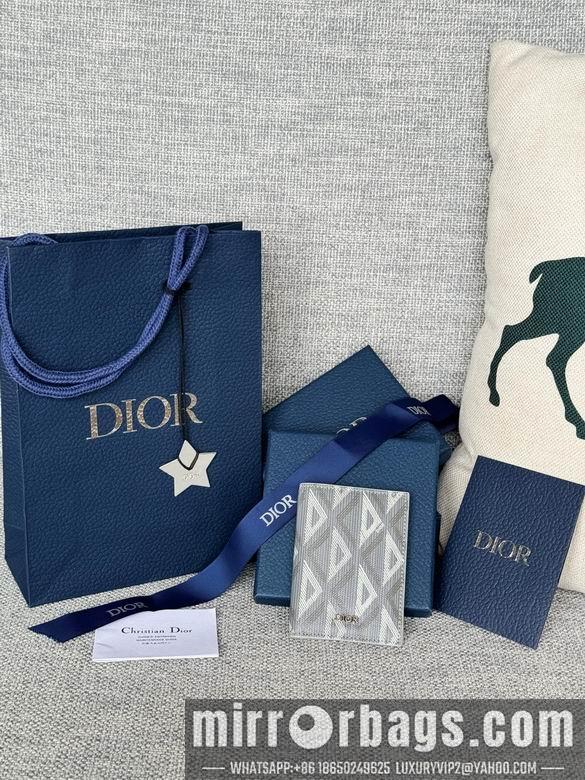 Dior Replica Bags 2ESCH138 8.2X11.2cm YG 4