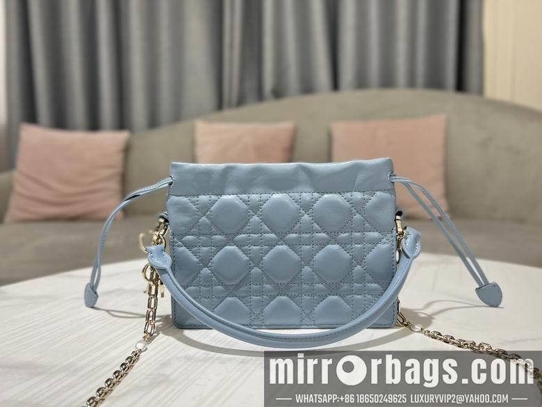 Dior Replica Bags 9264 19X13X5cm YG 1