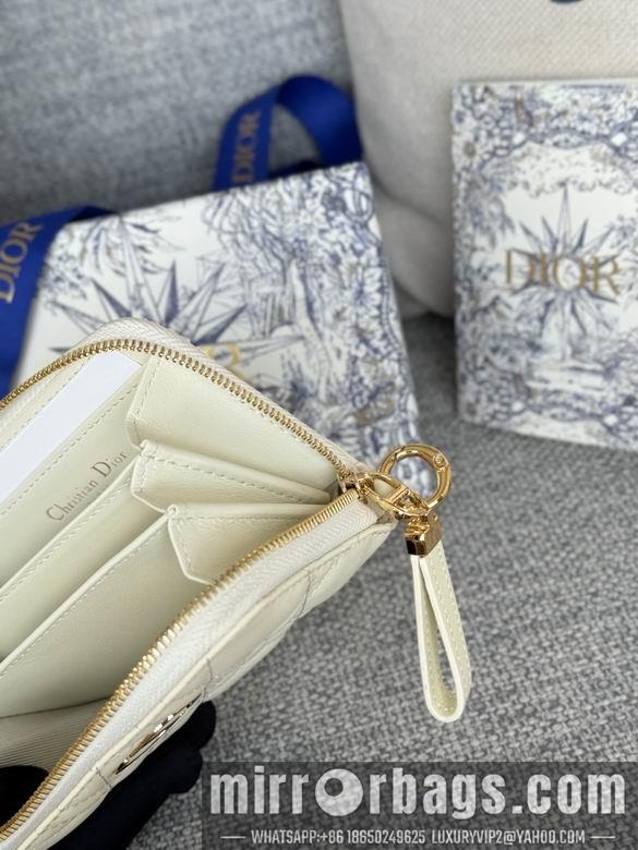 Dior Replica Bags S5034 9X11cm YG 3