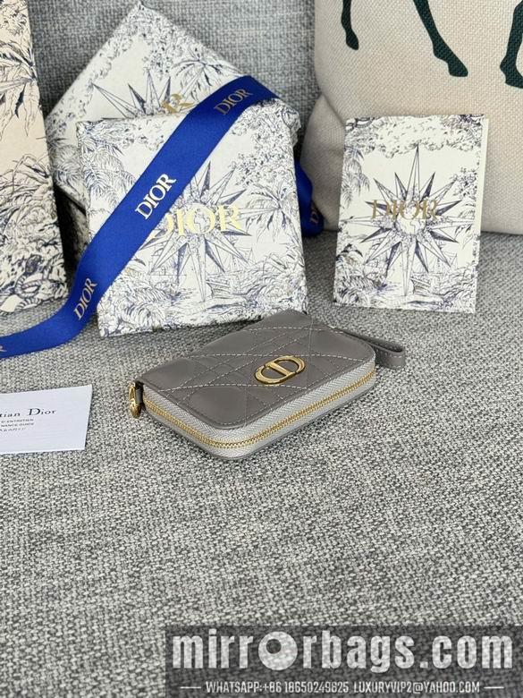 Dior Replica Bags S5034 9X11cm YG 18