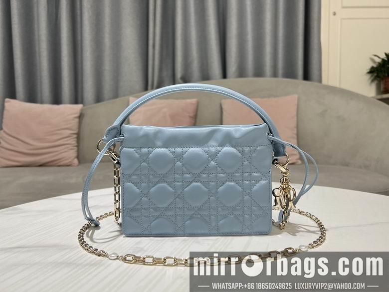 Dior Replica Bags 9264 19X13X5cm YG 1