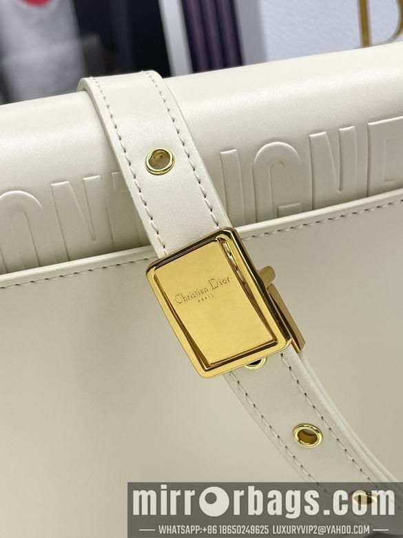 Dior Replica Bags M9319 22X17X6cm YG 3