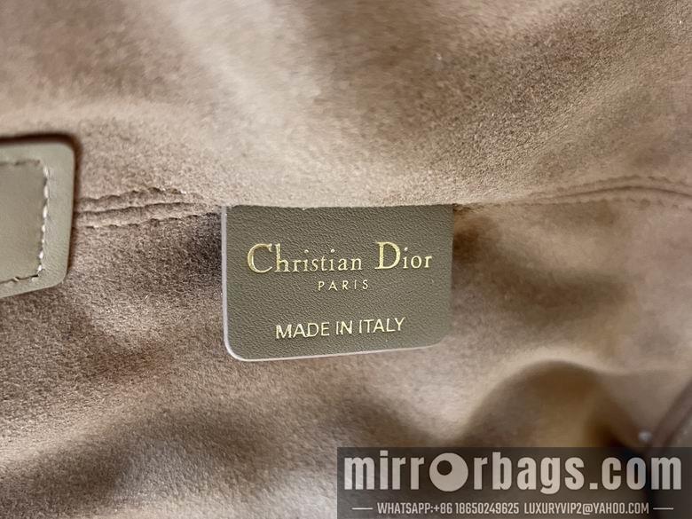 Dior Replica Bags 2821 28.5X19X21cm YG 6