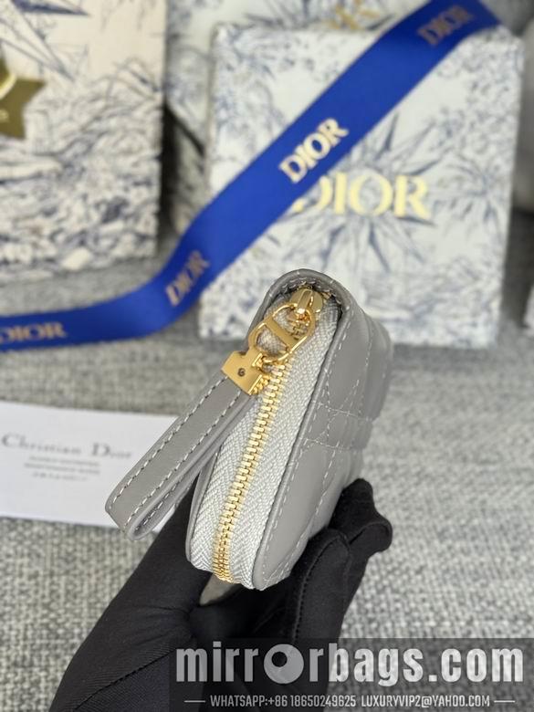 Dior Replica Bags S5034 9X11cm YG 18