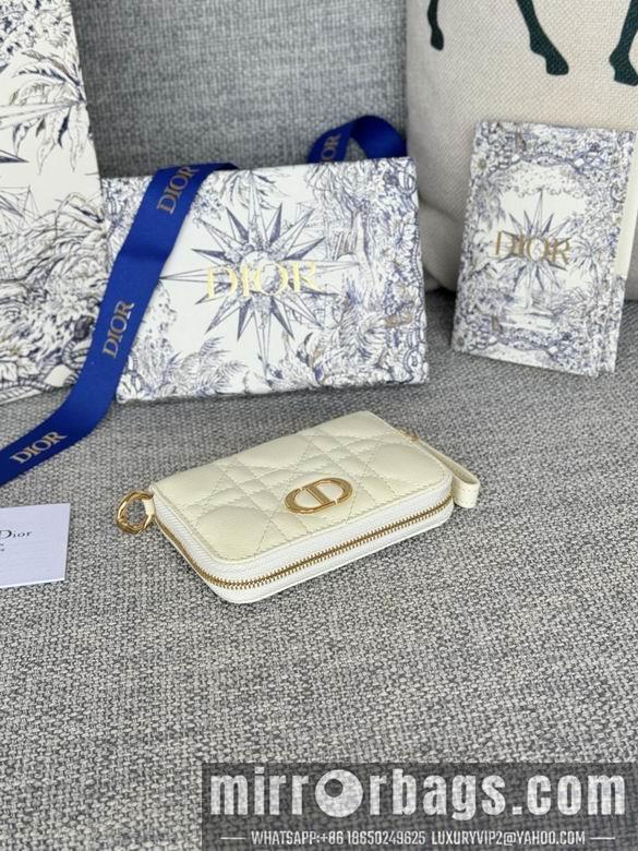 Dior Replica Bags S5034 9X11cm YG 3