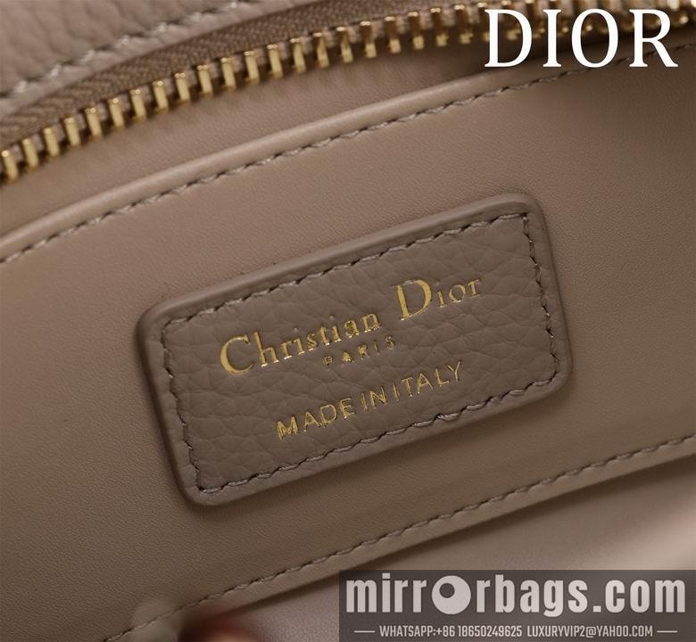 Dior Replica Bags 051305 BG 5