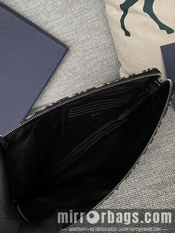 Dior Replica Bags A251 30X20X2.5cm YG 5