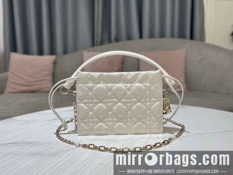 Dior Replica Bags 9264 19X13X5cm YG 4