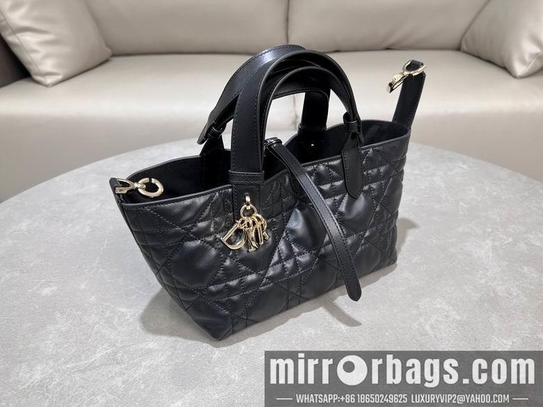 Dior Replica Bags 2822 23X15X15cm YG 2