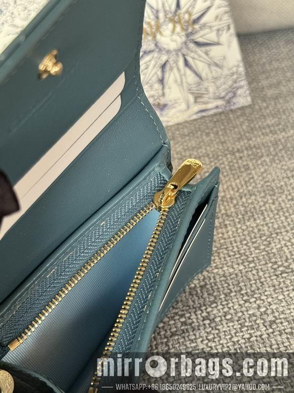 Dior Replica Bags S01780 11X9cm YG 3