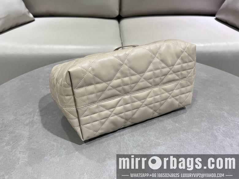 Dior Replica Bags 2821 28.5X19X21cm YG 2