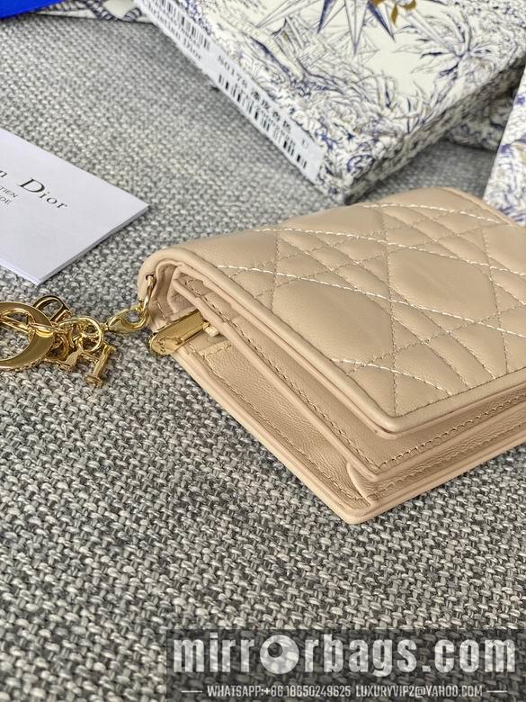 Dior Replica Bags S01780 9X11cm YG 9