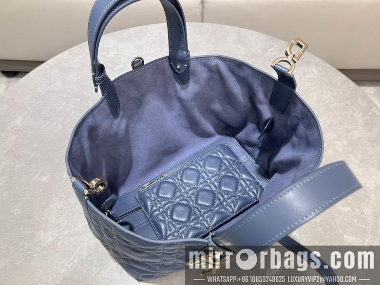 Dior Replica Bags 2821 28.5X19X21cm YG 5