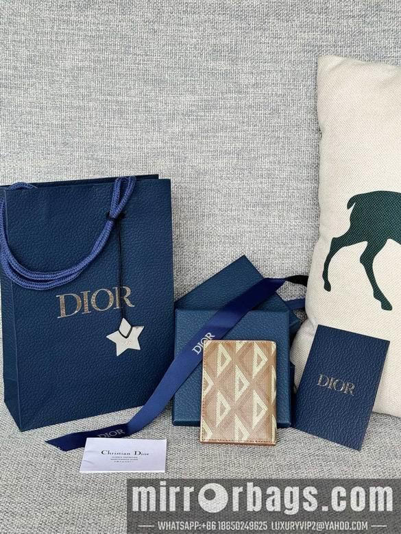 Dior Replica Bags 2ESCH138 8.2X11.2cm YG 3