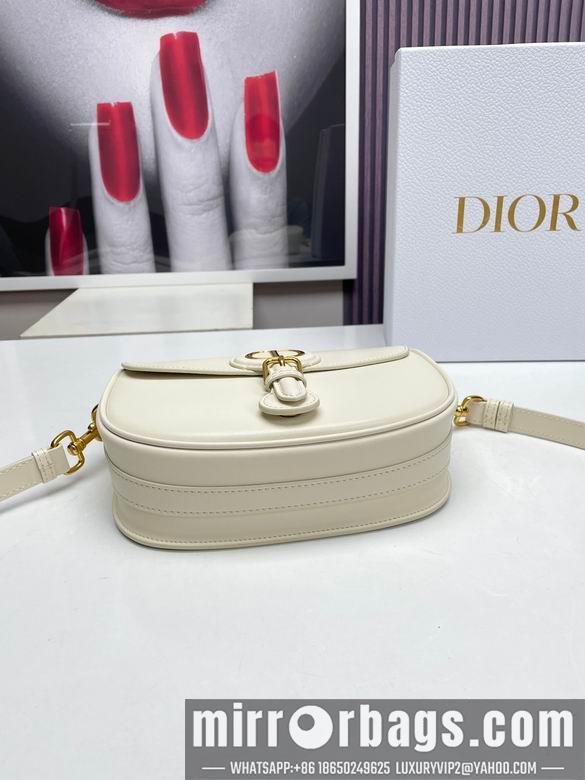 Dior Replica Bags M9319 22X17X6cm YG 3