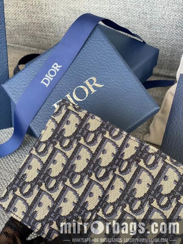 Dior Replica Bags 2ESCH138 8.2X11.2cm YG 2