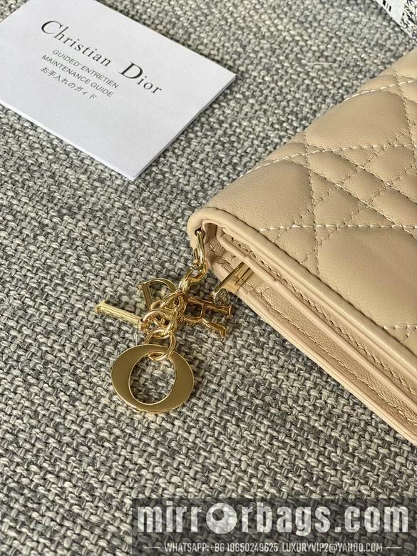 Dior Replica Bags S01780 9X11cm YG 9