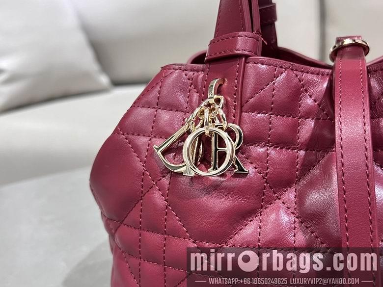 Dior Replica Bags 2822 23X15X15cm YG 5
