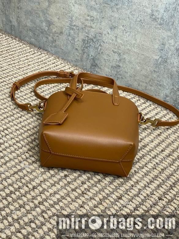 YSL Replica Bags 773995 18X17X8cm MT
