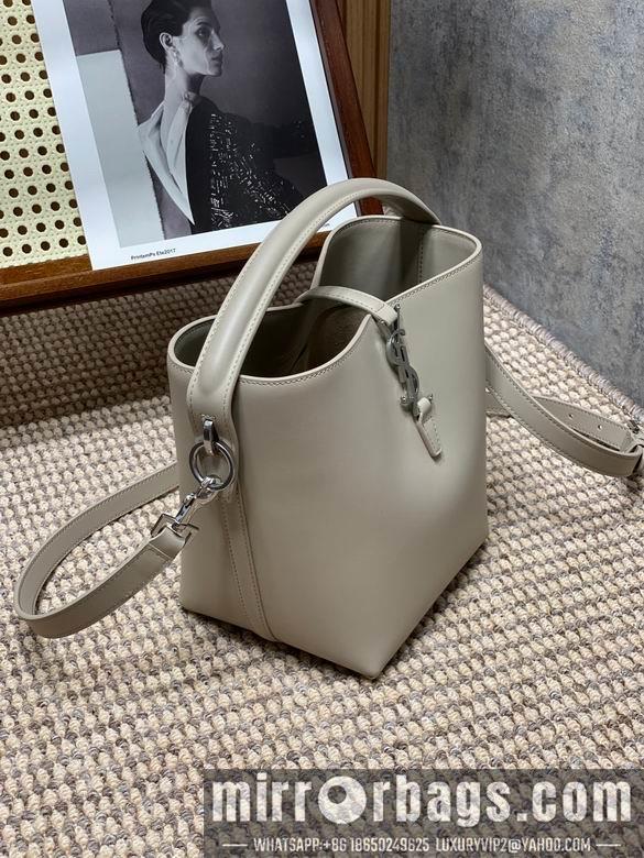 YSL Replica Bags 749036 17X20X13cm MT 2colour