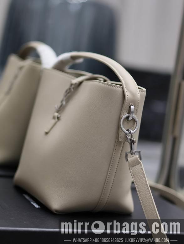 YSL Replica Bags 749036 17X20X13cm YG 1