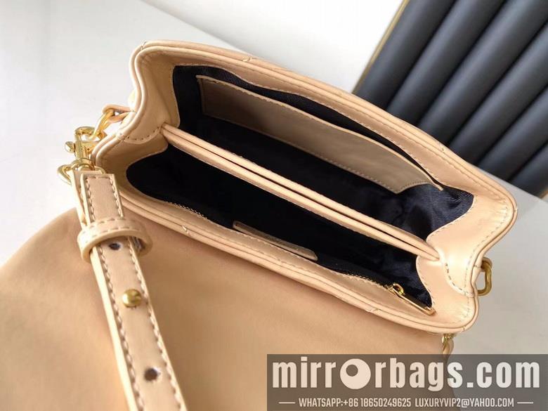 YSL Replica Bags 26599 20cm 8D 2