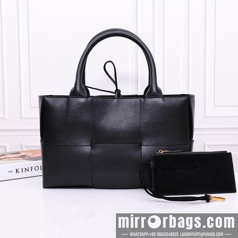 Bottega Veneta Replica Bags AD2218A 36X22X12