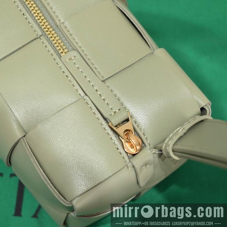 Bottega Veneta Replica Bags 9305 23.5X10X10cm EL 4
