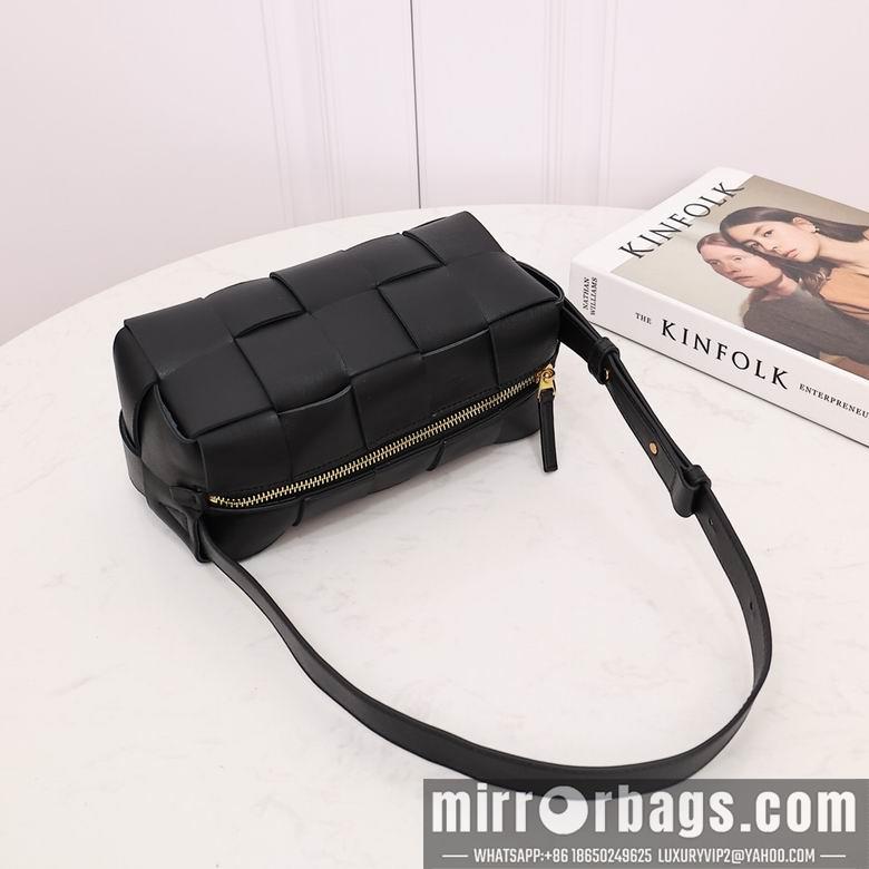 Bottega Veneta Replica Bags 2245 23.5X10X10cm EL 8