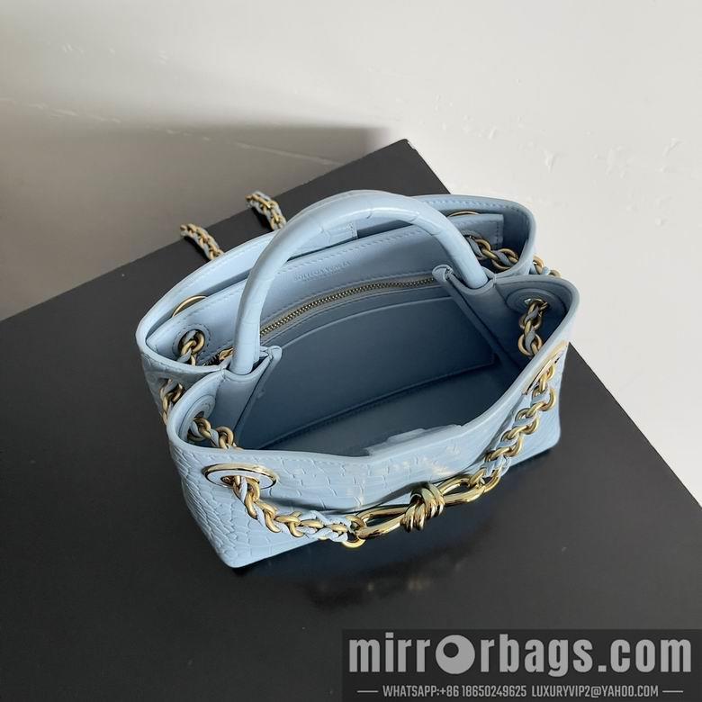 Bottega Veneta Replica Bags Andiamo 773733 22X9X15.5cm BG
