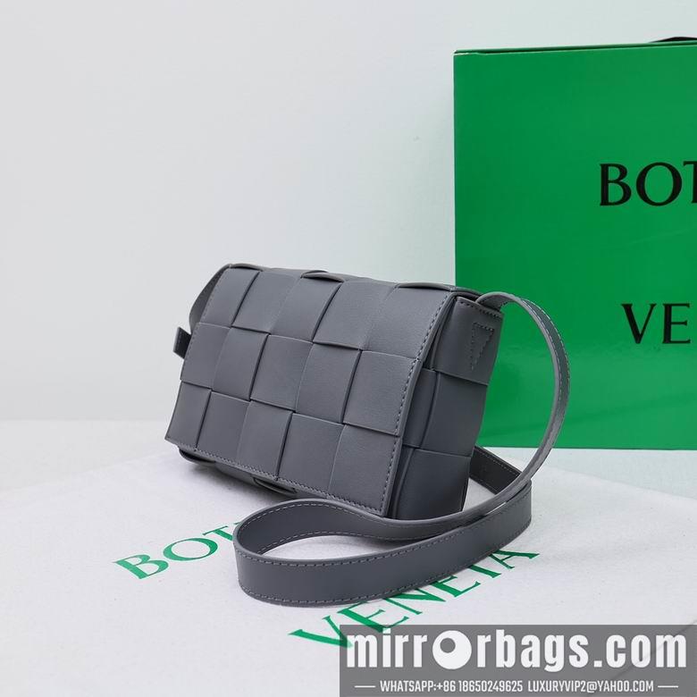 Bottega Veneta Replica Bags Cassette 3029 23X15X5.5cm XMY 11