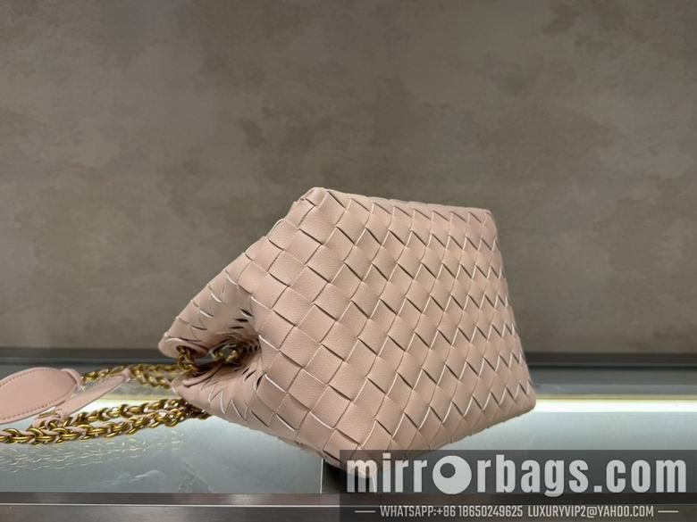 Bottega Veneta Replica Bags 6030 20X17X16.5cm JY 4