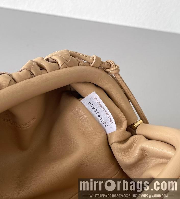 Bottega Veneta Replica Bags pouch 22x12x7cm BG 10