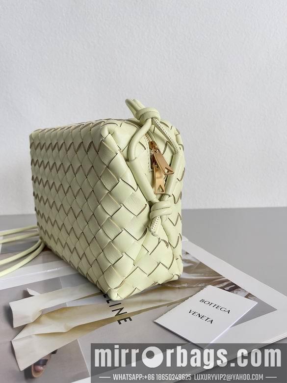 Bottega Veneta Replica Bags 680255 25x15x8cm BG 2