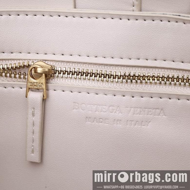 Bottega Veneta Replica Bags Cassette 3030 26X8X18cm XMY 2