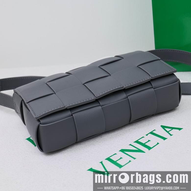 Bottega Veneta Replica Bags Cassette 3029 23X15X5.5cm XMY 11