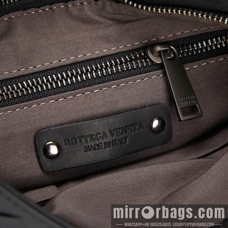 Bottega Veneta Replica Bags 619A 28X3X28cm WP