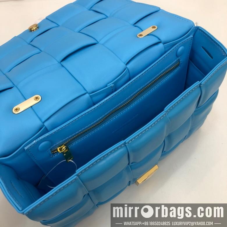 Bottega Veneta Replica Bags padded cassette 9942 26cm JY 8