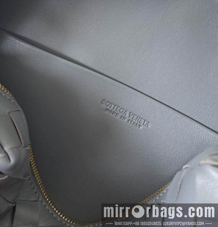 Bottega Veneta Replica Bags 666689 22x15x8cm BG