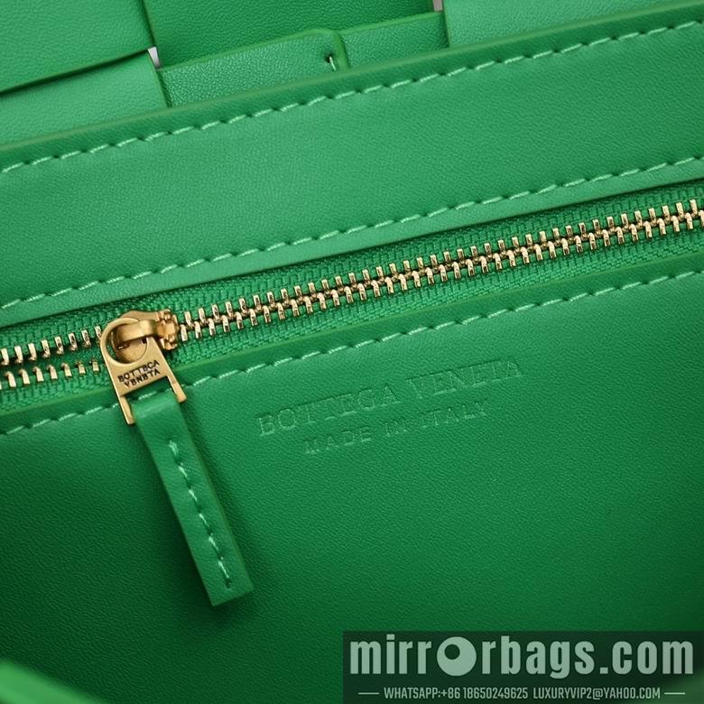 Bottega Veneta Replica Bags Cassette 3029 23X15X5.5cm XMY 12