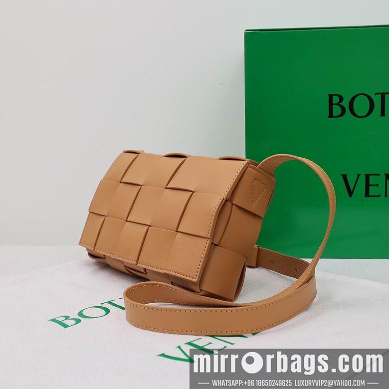 Bottega Veneta Replica Bags Cassette 3029 23X15X5.5cm XMY 9