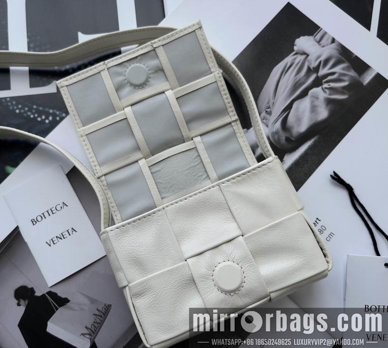 Bottega Veneta Replica Bags 667048 12x8x4cm BG