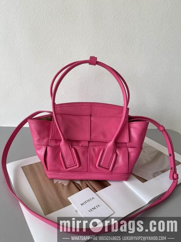 Bottega Veneta Replica Bags 666873 17x16x6cm BG
