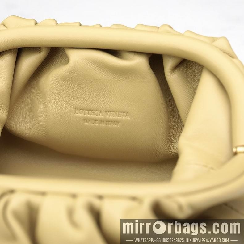 Bottega Veneta Replica Bags 9032 23x13x8 cm dl18