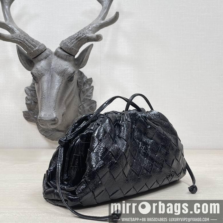 Bottega Veneta Replica Bags BV Pouch DL 5