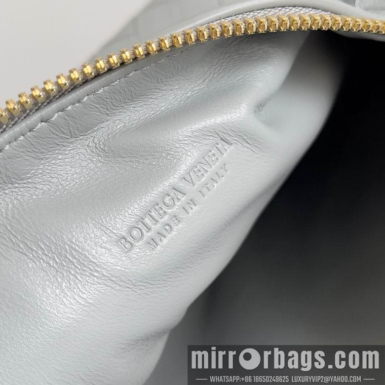 Bottega Veneta Replica Bags 754443 22X13X9cm YG 4