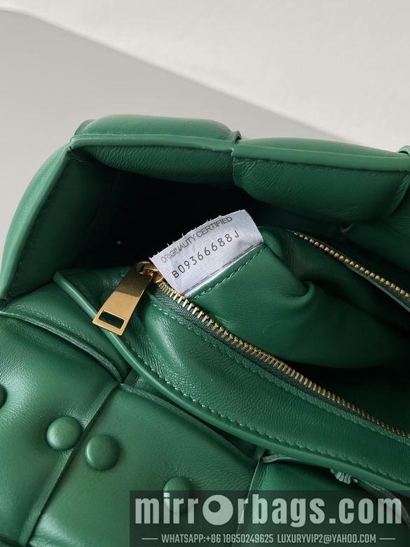 Bottega Veneta Replica Bags 631421 26x18x6cm BG 5