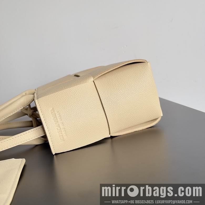 Bottega Veneta Replica Bags 709337 25x16x8cm BG 1