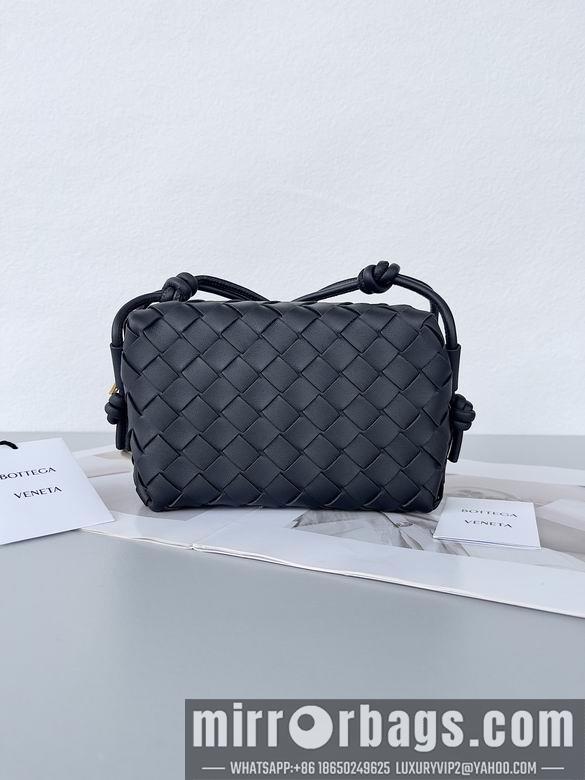 Bottega Veneta Replica Bags Loop 680254 17x10x6cm BG 2