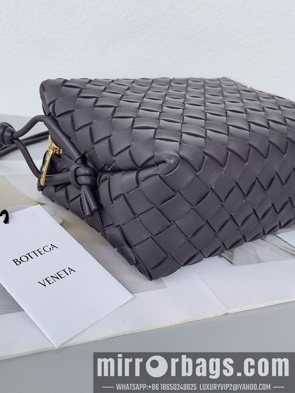 Bottega Veneta Replica Bags 680255  25x15x8cm  BG